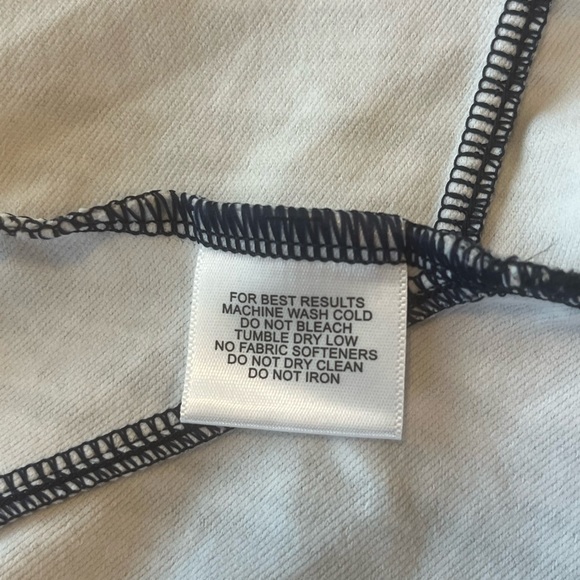 Peter Millar Women’s Blue Print Full Zip Sunblock SPF 50 Golf Swim Jacket M - Picture 12 of 13